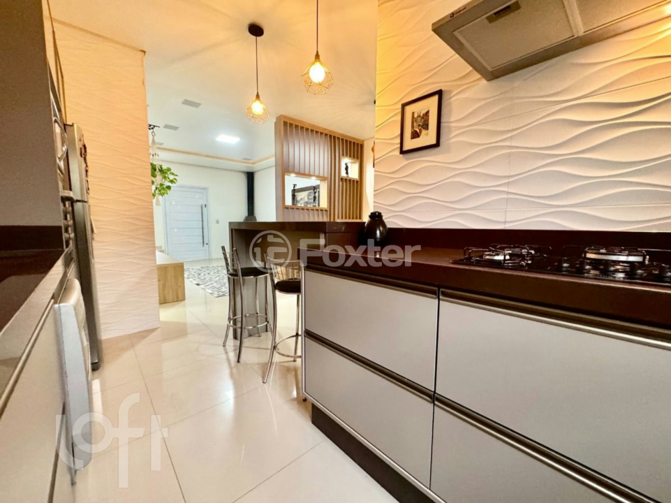 Casa à venda com 3 quartos, 112m² - Foto 18