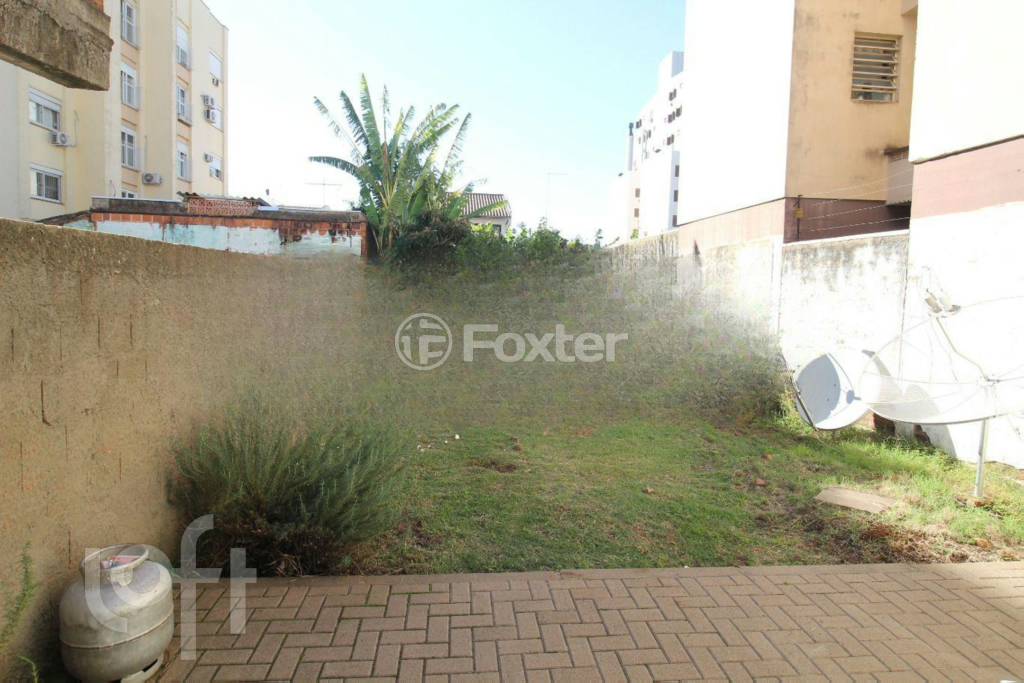 Casa à venda com 2 quartos, 69m² - Foto 2