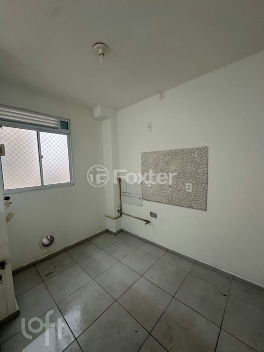 Apartamento à venda com 2 quartos, 40m² - Foto 17
