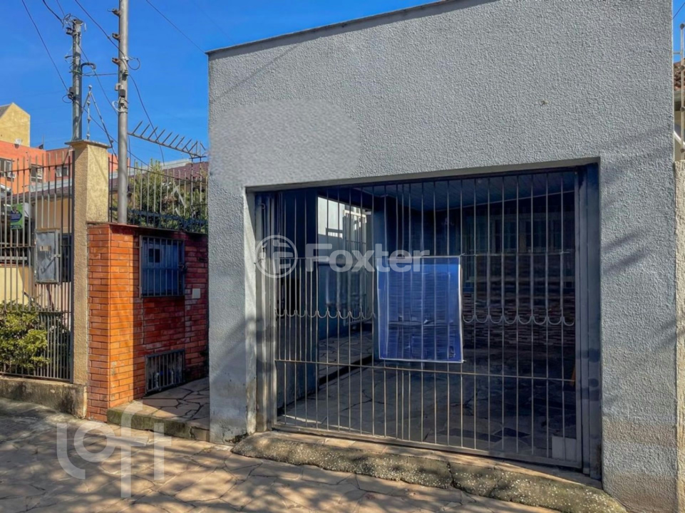 Casa à venda com 2 quartos, 117m² - Foto 1