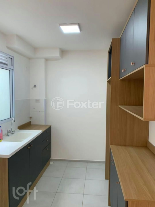 Apartamento à venda com 2 quartos, 43m² - Foto 2