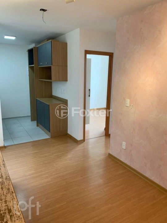 Apartamento à venda com 2 quartos, 43m² - Foto 3