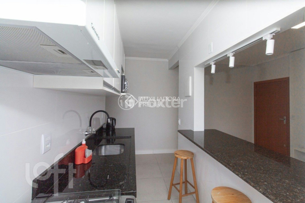 Apartamento à venda com 1 quarto, 40m² - Foto 6