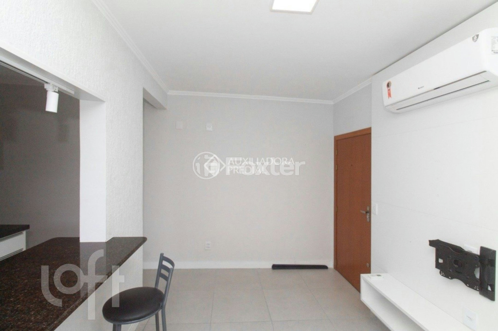Apartamento à venda com 1 quarto, 40m² - Foto 3