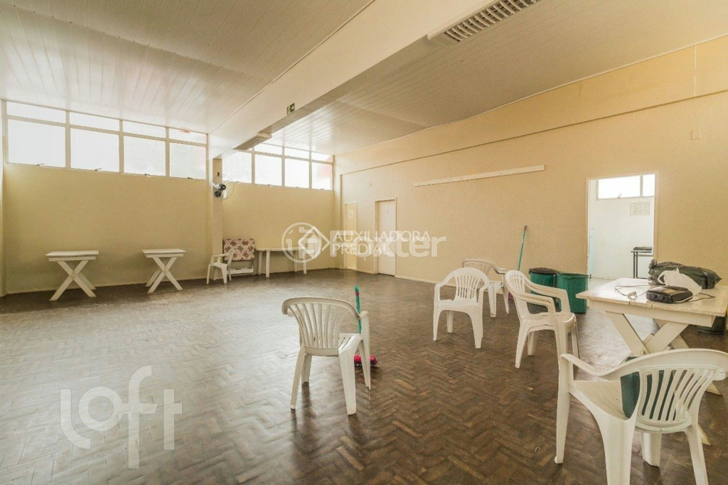 Apartamento à venda com 1 quarto, 40m² - Foto 24