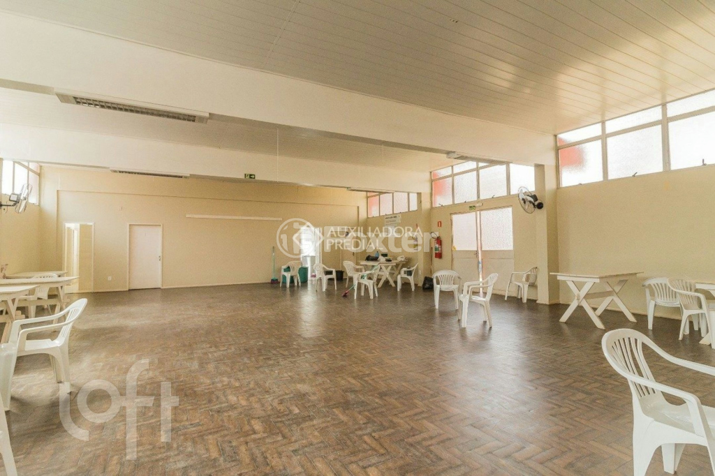 Apartamento à venda com 1 quarto, 40m² - Foto 23