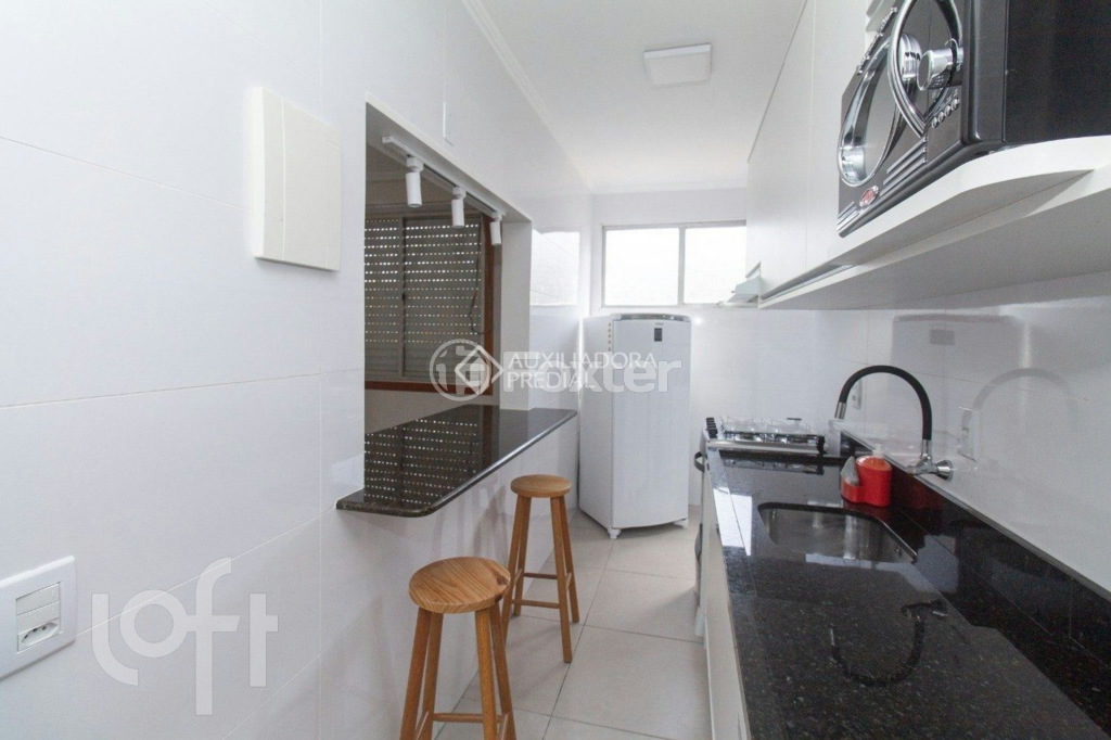 Apartamento à venda com 1 quarto, 40m² - Foto 5