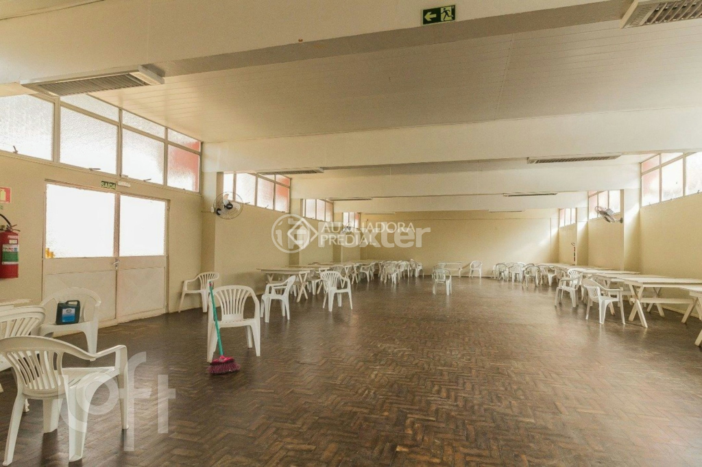 Apartamento à venda com 1 quarto, 40m² - Foto 22