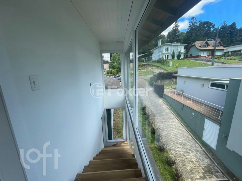 Casa de Condomínio à venda com 3 quartos, 290m² - Foto 5