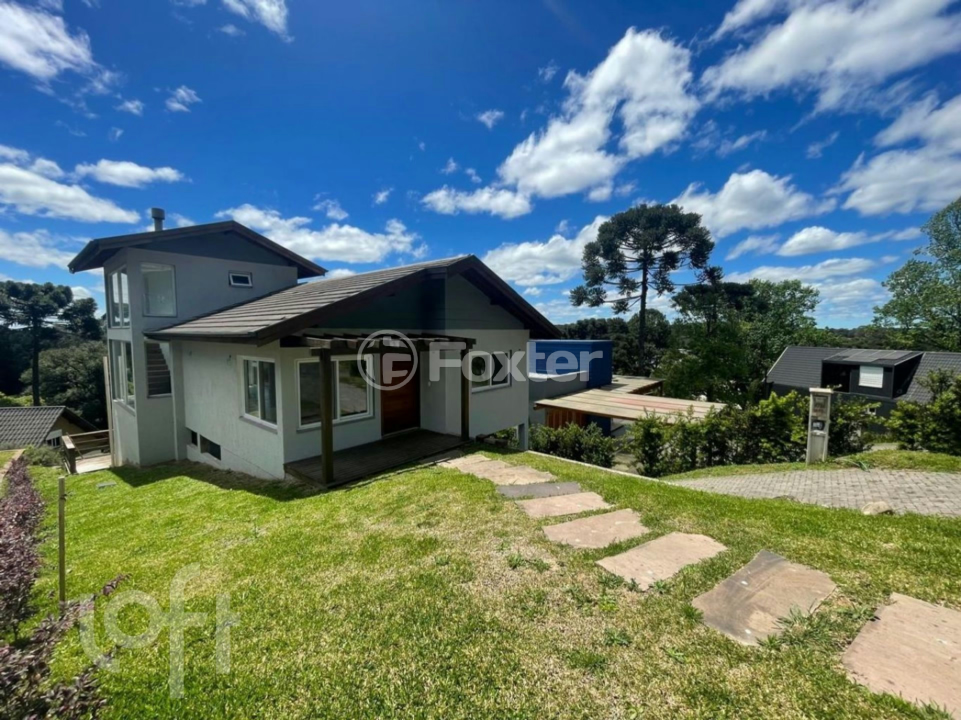 Casa de Condomínio à venda com 3 quartos, 290m² - Foto 1