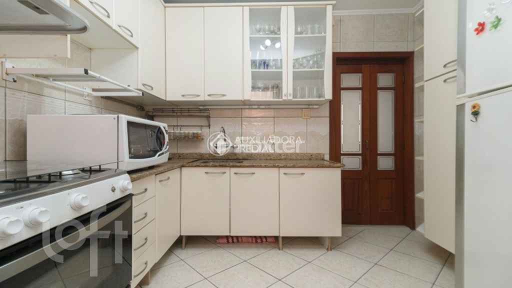 Apartamento à venda com 2 quartos, 95m² - Foto 14