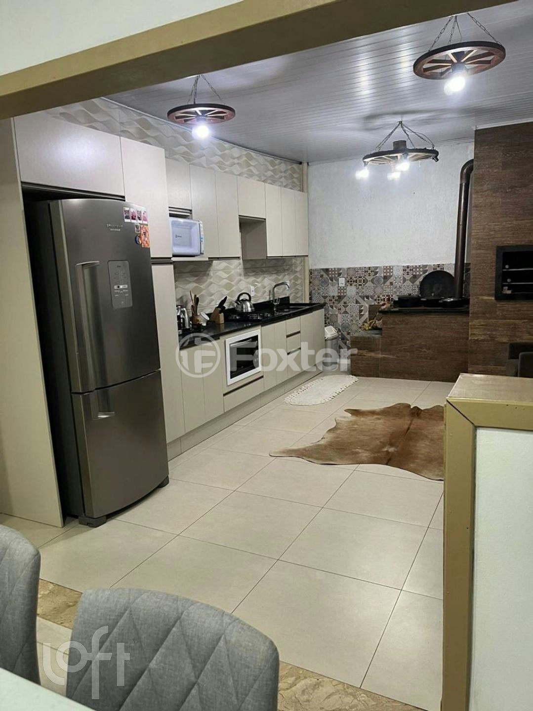 Casa à venda com 2 quartos, 70m² - Foto 4