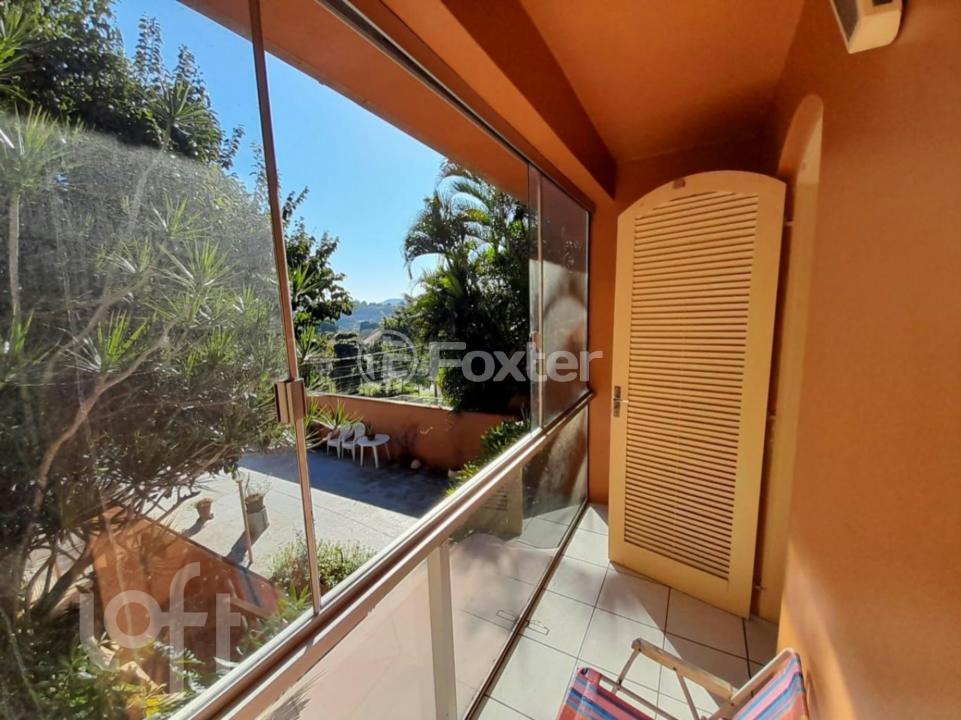 Casa à venda com 3 quartos, 155m² - Foto 3