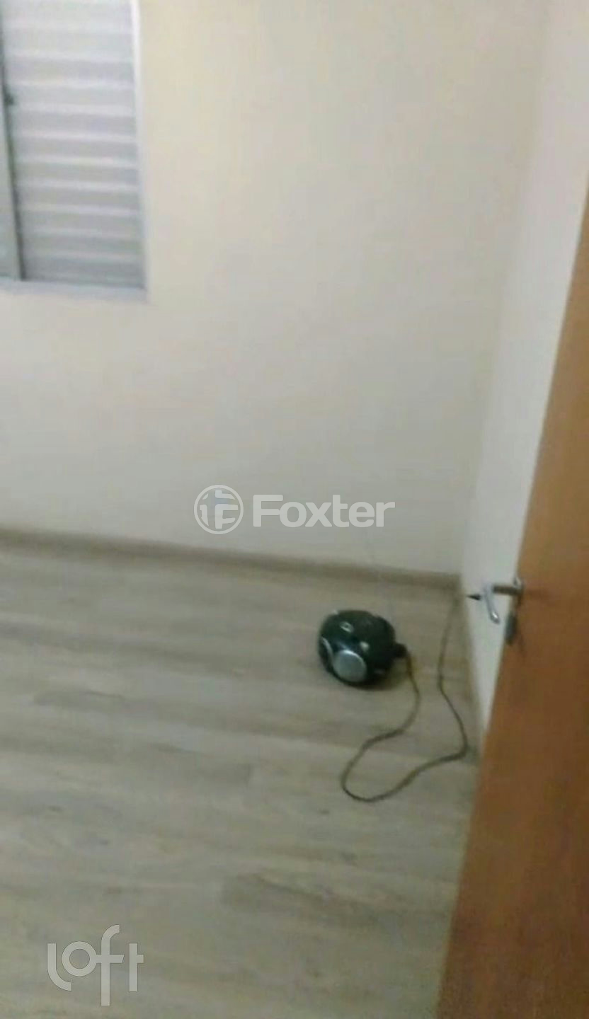 Apartamento à venda com 2 quartos, 42m² - Foto 4