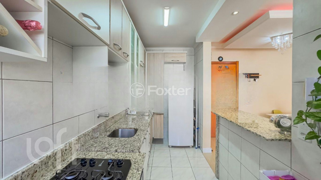 Apartamento à venda com 3 quartos, 76m² - Foto 9