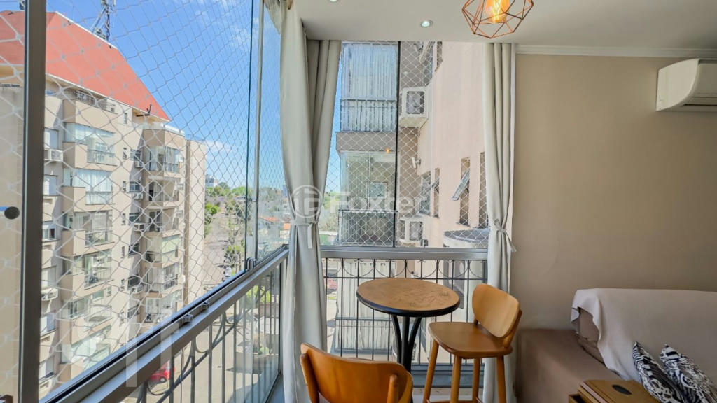 Apartamento à venda com 3 quartos, 76m² - Foto 3