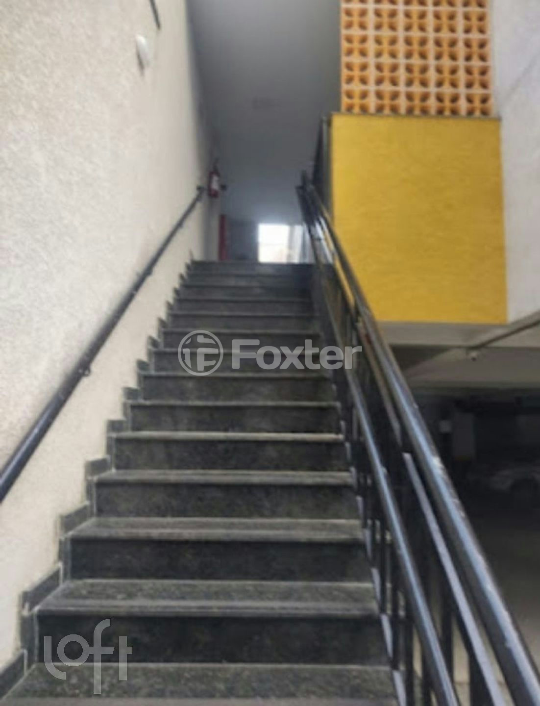 Apartamento à venda com 2 quartos, 42m² - Foto 15