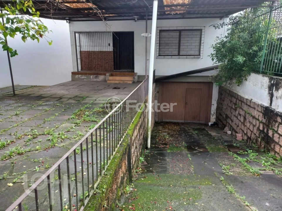 Casa à venda com 3 quartos, 230m² - Foto 3