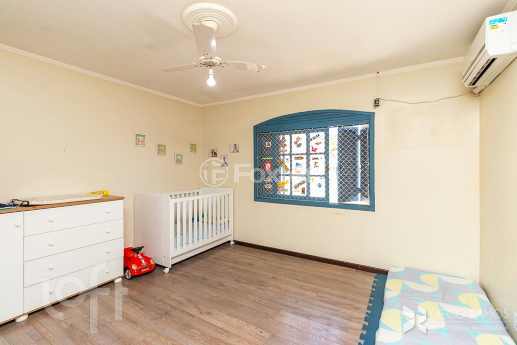 Casa à venda com 4 quartos, 370m² - Foto 13