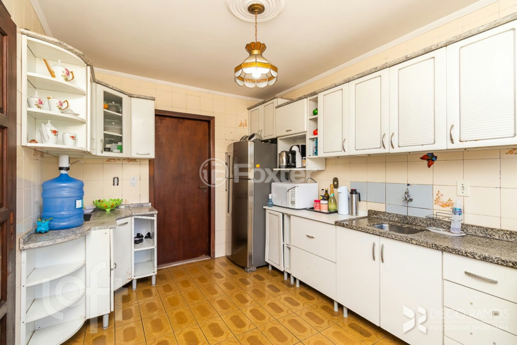 Casa à venda com 4 quartos, 370m² - Foto 24