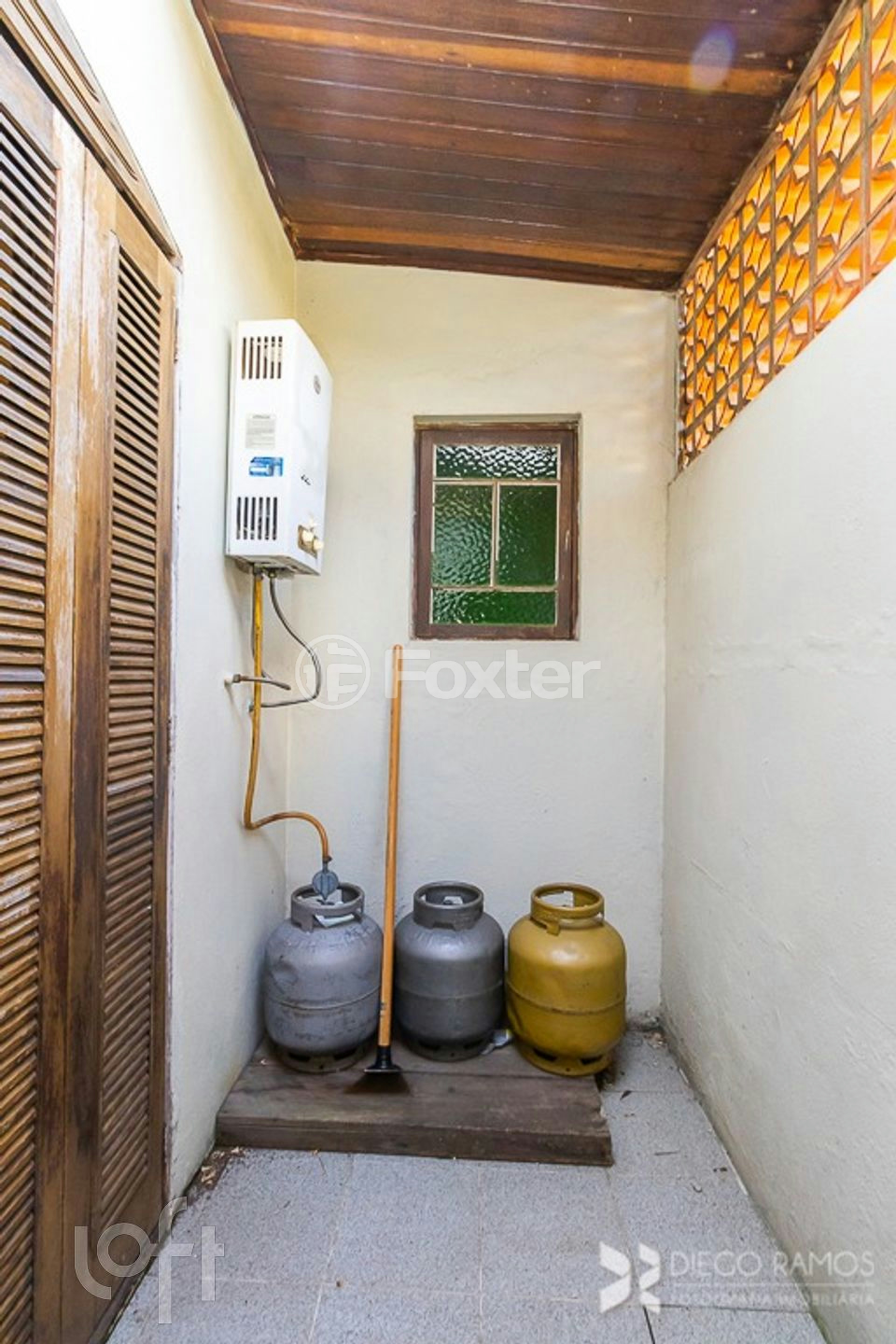 Casa à venda com 4 quartos, 370m² - Foto 19