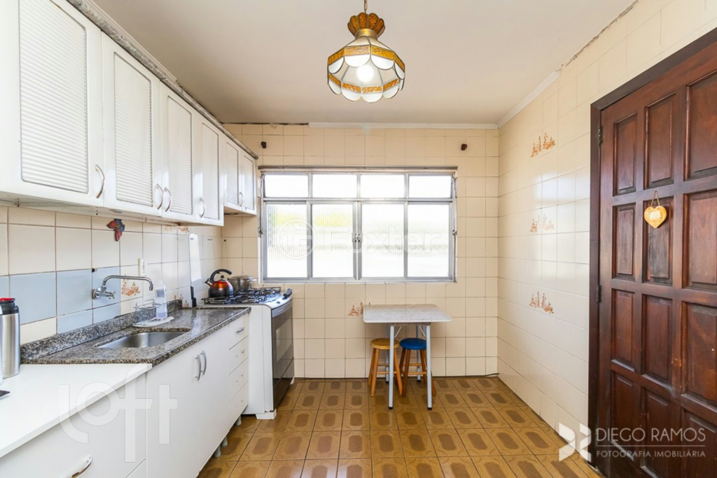Casa à venda com 4 quartos, 370m² - Foto 22