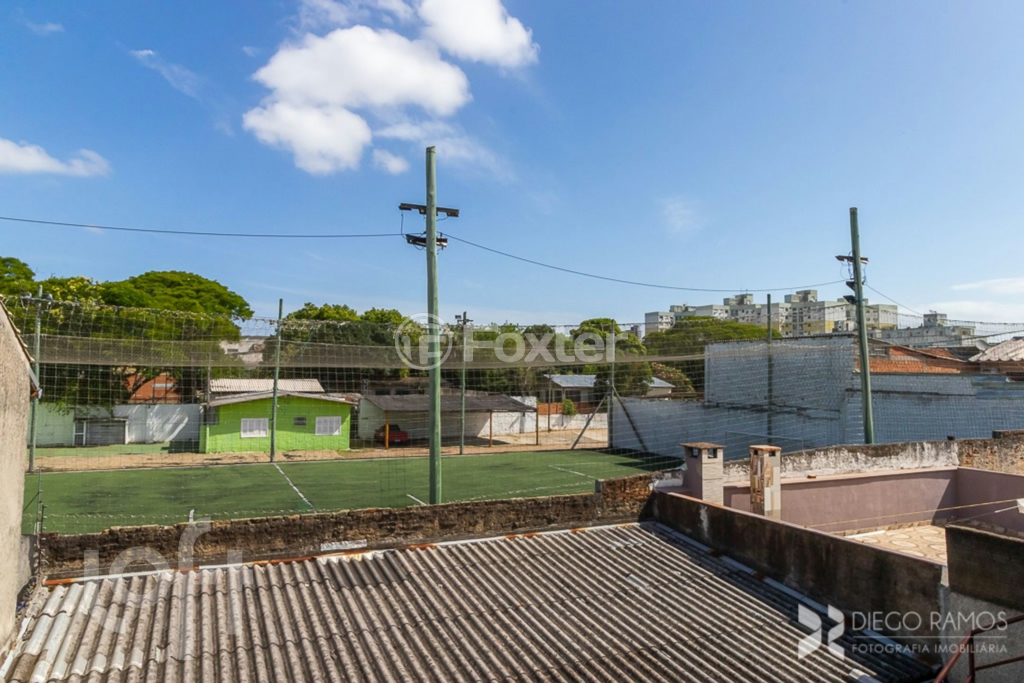 Casa à venda com 4 quartos, 370m² - Foto 27