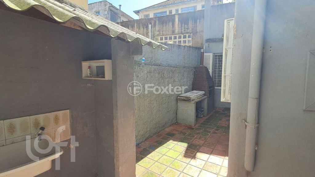 Casa à venda com 3 quartos, 216m² - Foto 7