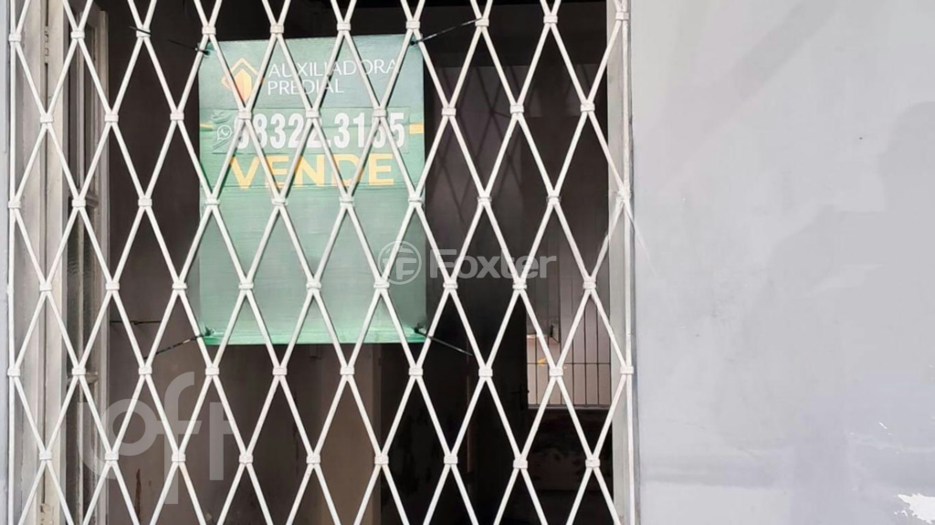 Casa à venda com 3 quartos, 216m² - Foto 2