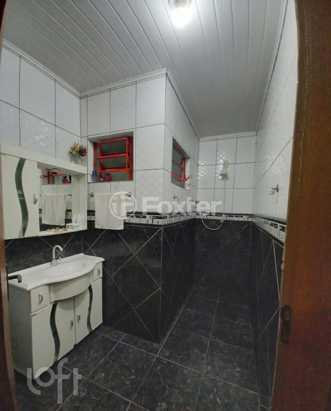 Casa à venda com 2 quartos, 55m² - Foto 4