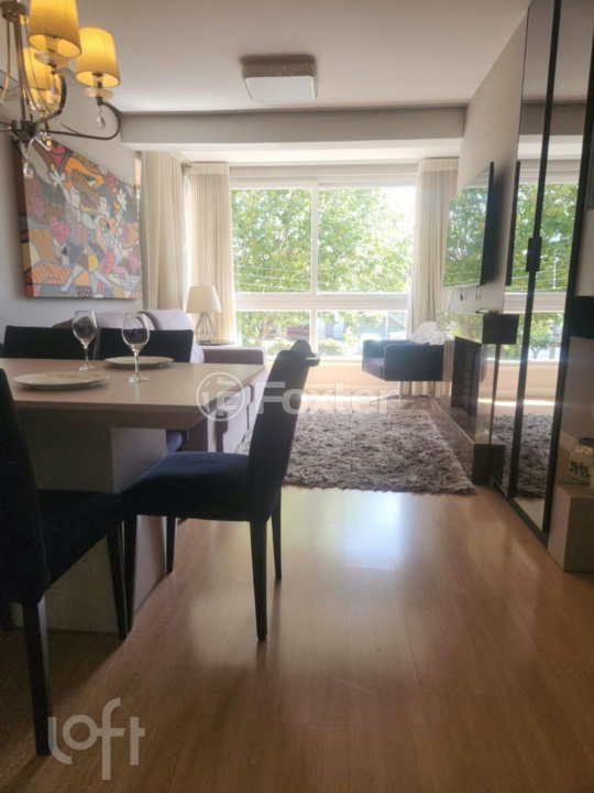 Apartamento à venda com 2 quartos, 73m² - Foto 4
