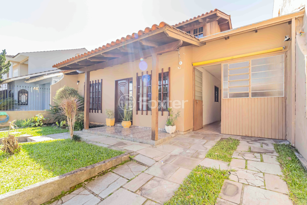 Casa à venda com 3 quartos, 158m² - Foto 3
