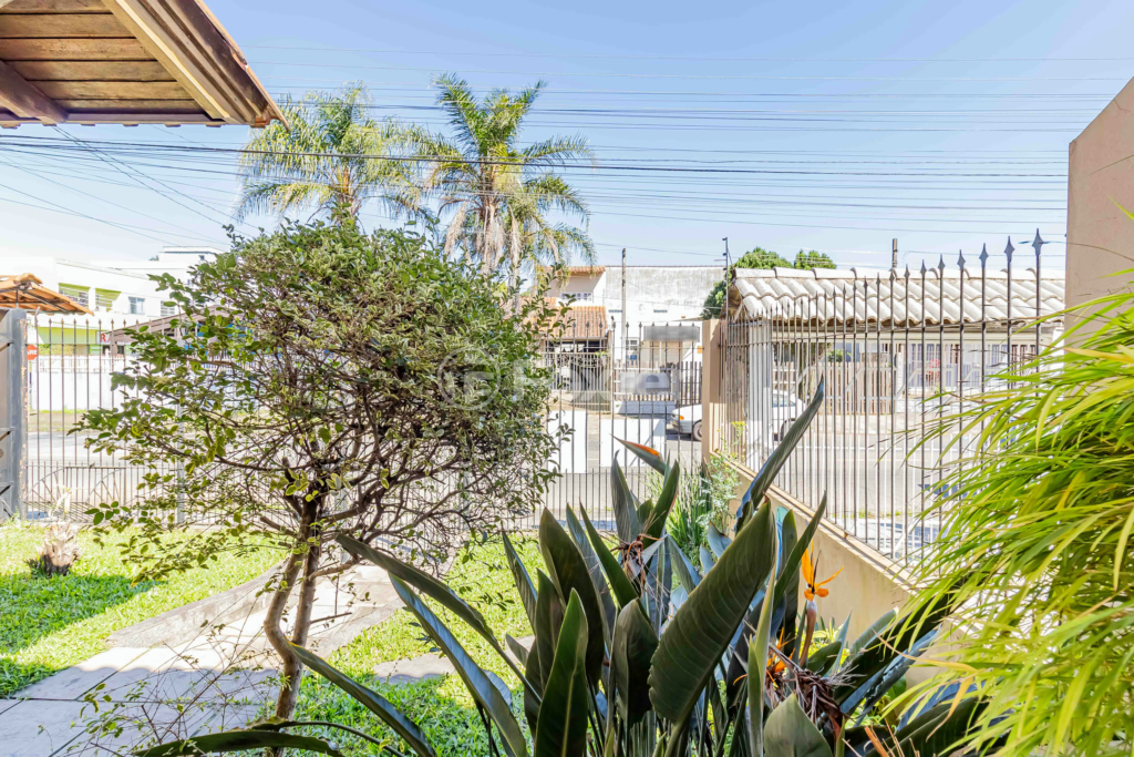 Casa à venda com 3 quartos, 158m² - Foto 9