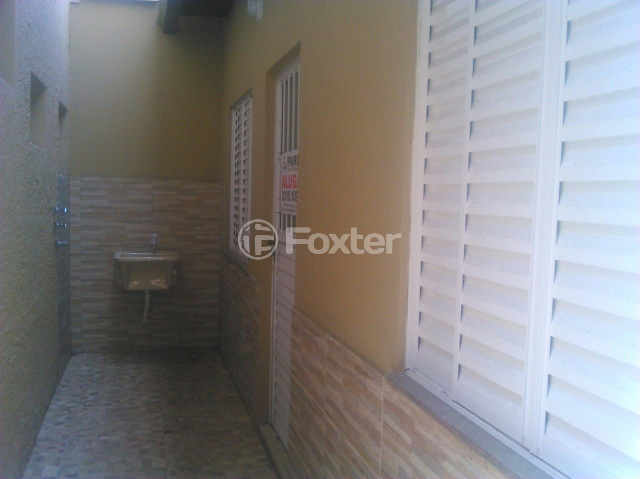 Casa à venda com 2 quartos, 150m² - Foto 1