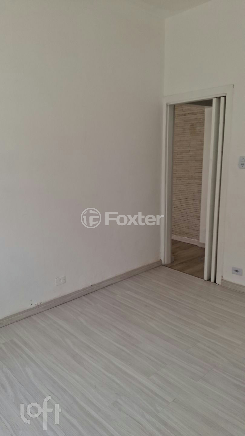Apartamento à venda com 2 quartos, 64m² - Foto 4