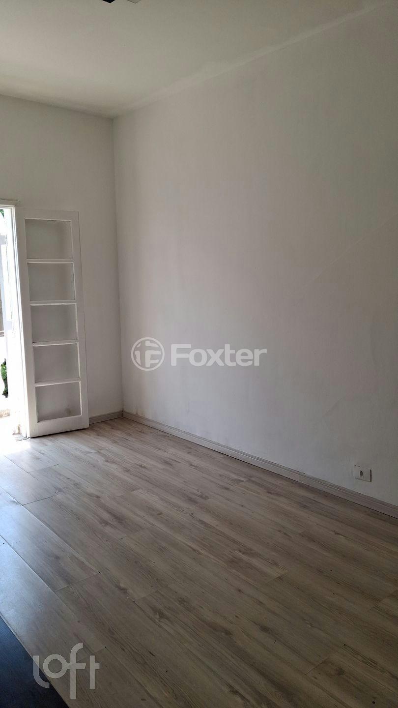 Apartamento à venda com 2 quartos, 64m² - Foto 1