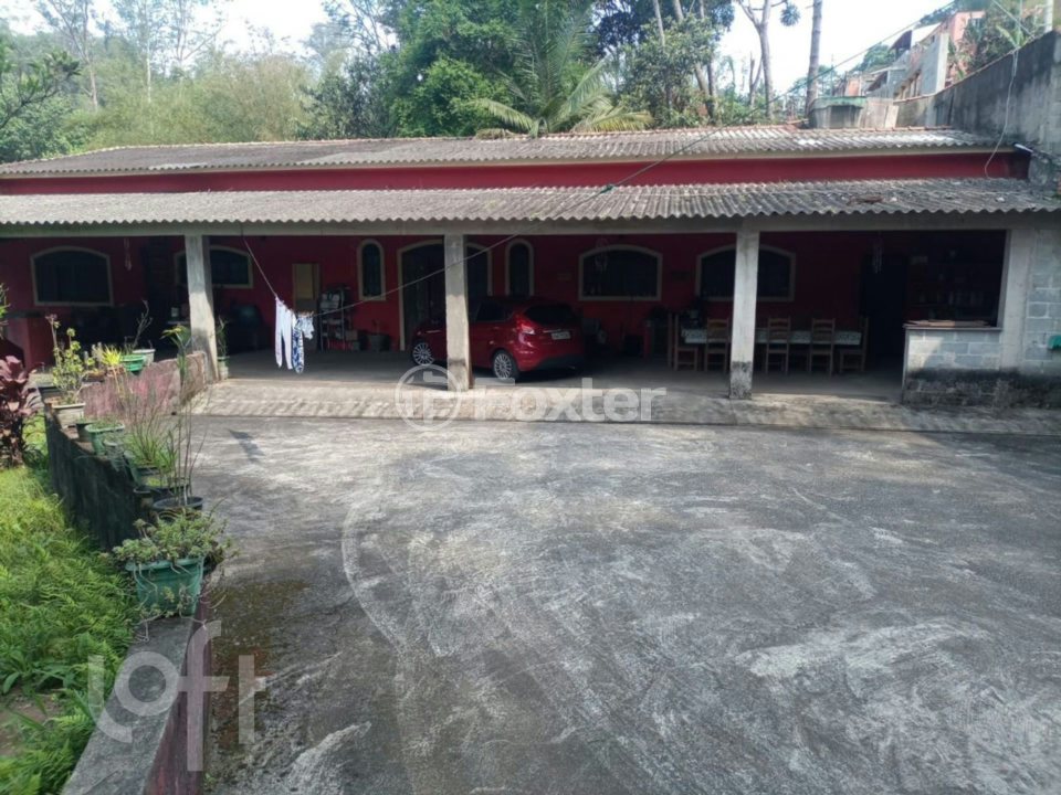 Casa à venda com 1 quarto, 600m² - Foto 9