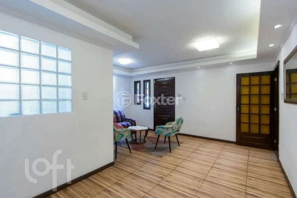 Casa à venda com 3 quartos, 214m² - Foto 4
