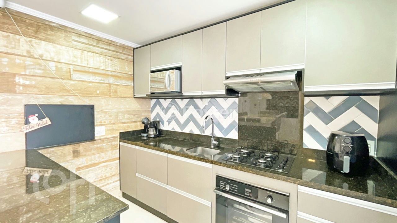 Apartamento à venda com 2 quartos, 65m² - Foto 1