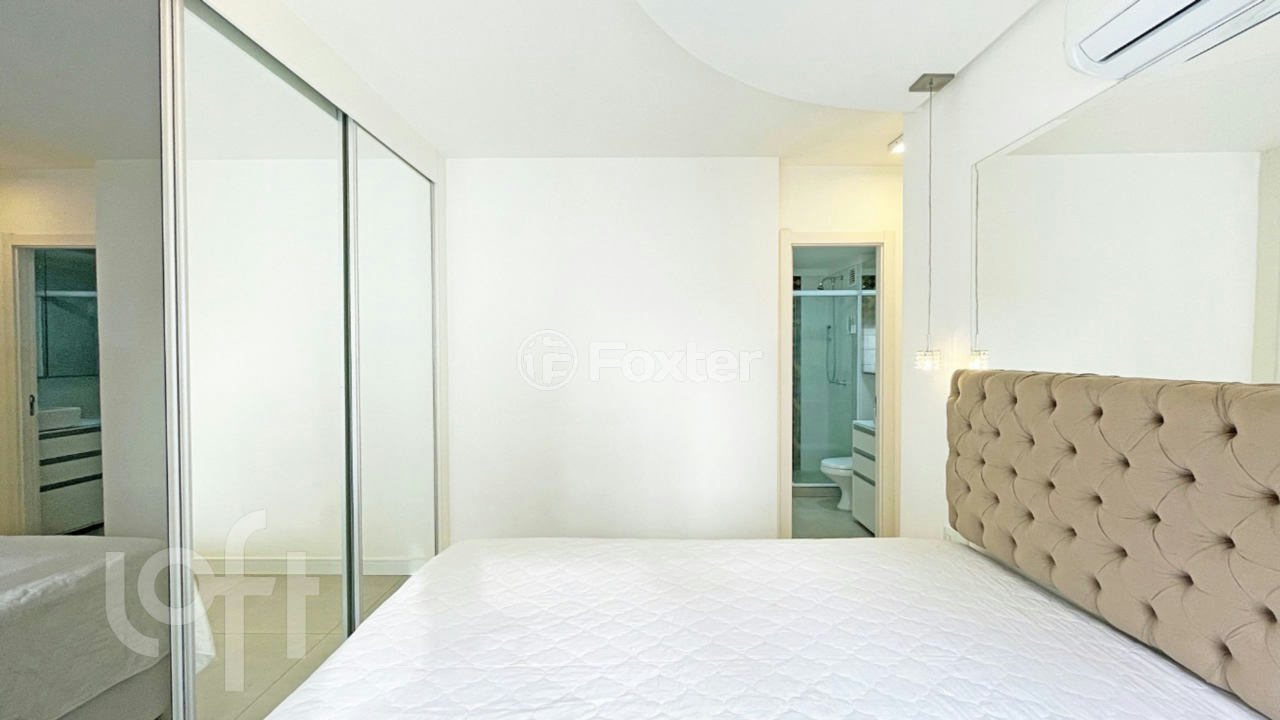 Apartamento à venda com 2 quartos, 65m² - Foto 17