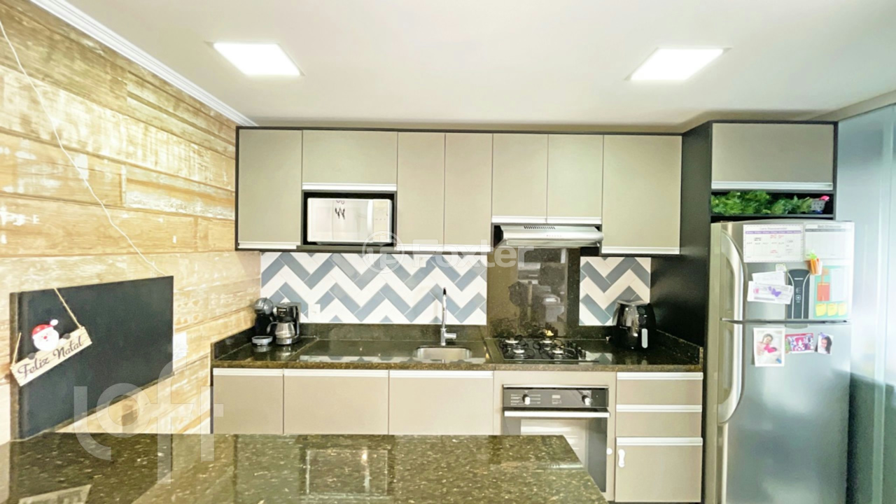 Apartamento à venda com 2 quartos, 65m² - Foto 2