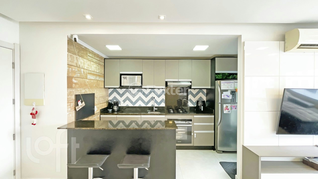 Apartamento à venda com 2 quartos, 65m² - Foto 19