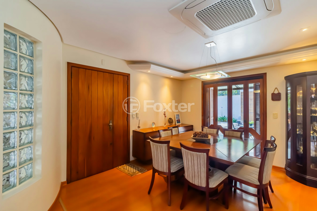 Casa de Condomínio à venda com 3 quartos, 260m² - Foto 11