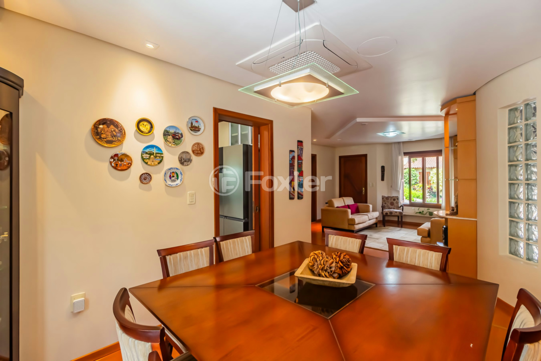 Casa de Condomínio à venda com 3 quartos, 260m² - Foto 13