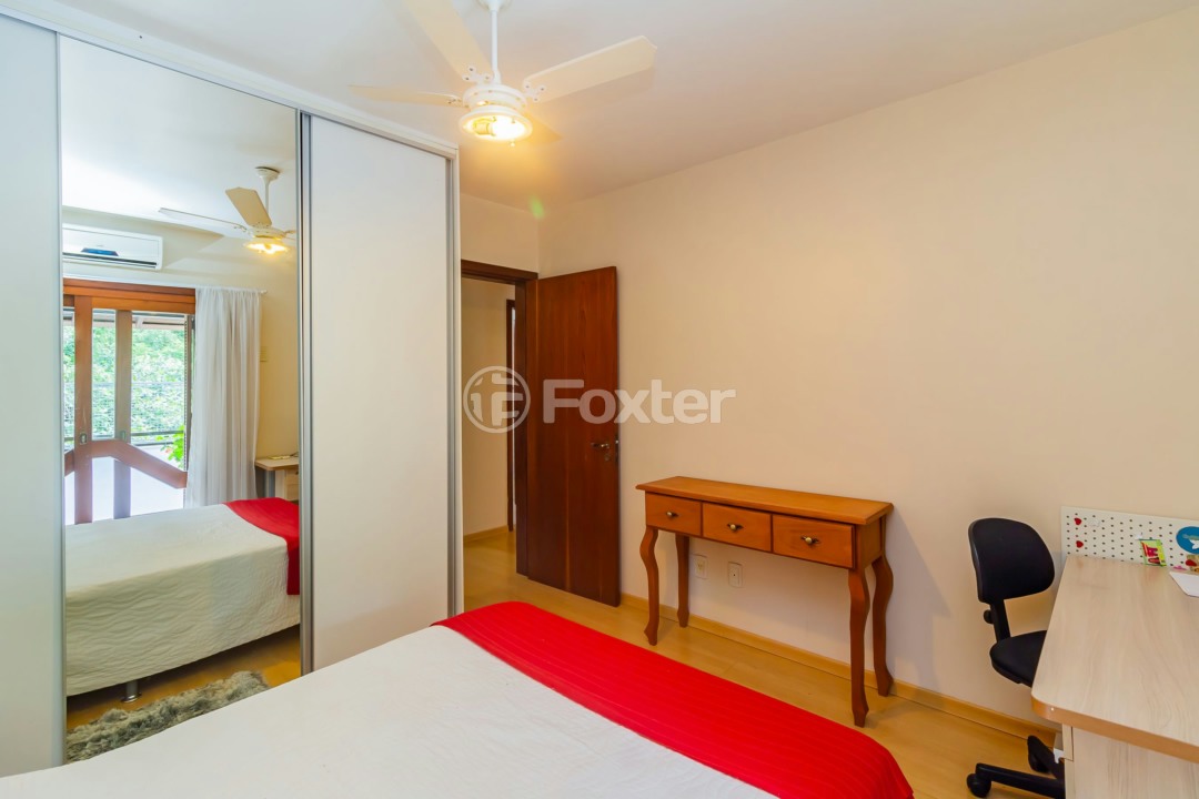 Casa de Condomínio à venda com 3 quartos, 260m² - Foto 22