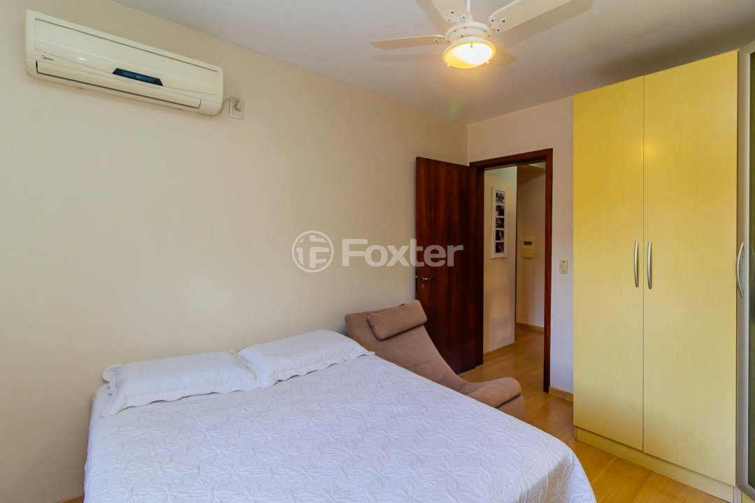 Casa de Condomínio à venda com 3 quartos, 260m² - Foto 26