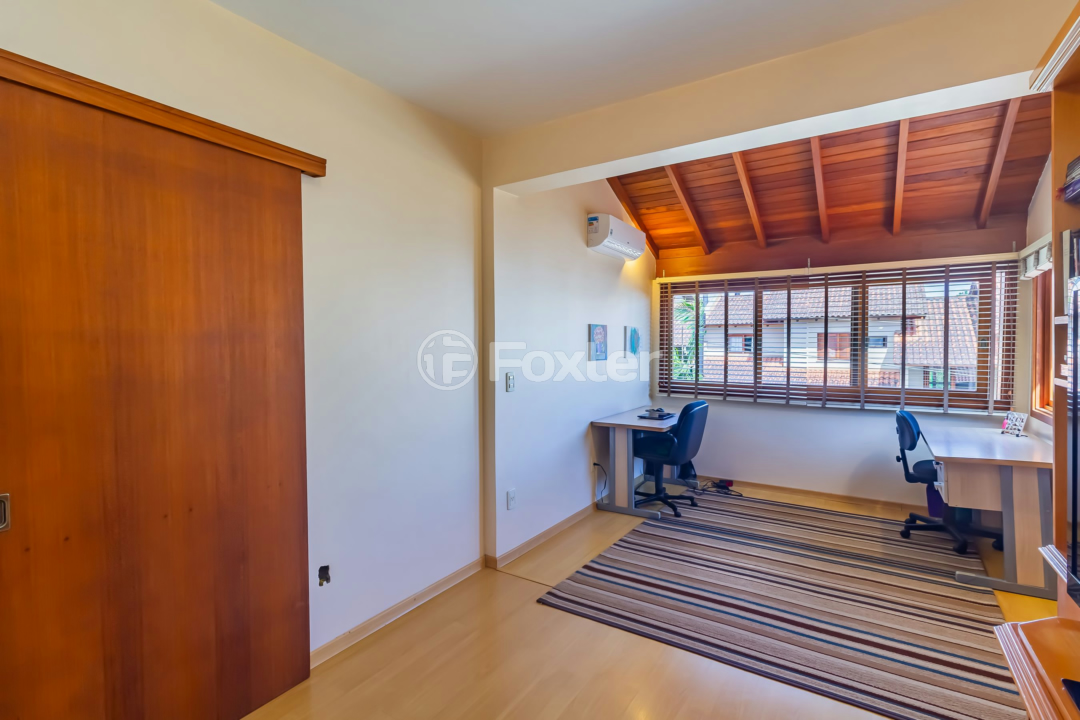 Casa de Condomínio à venda com 3 quartos, 260m² - Foto 31