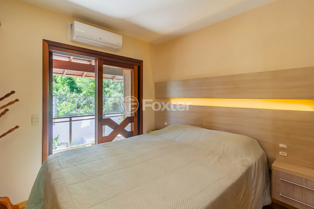 Casa de Condomínio à venda com 3 quartos, 260m² - Foto 35