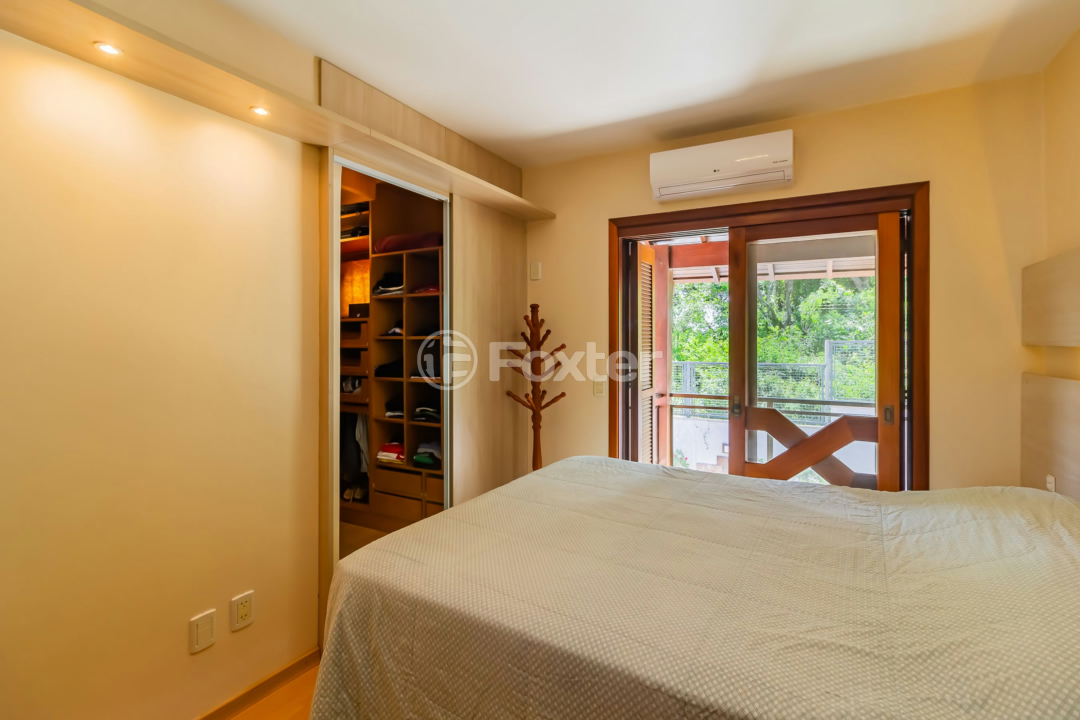 Casa de Condomínio à venda com 3 quartos, 260m² - Foto 36
