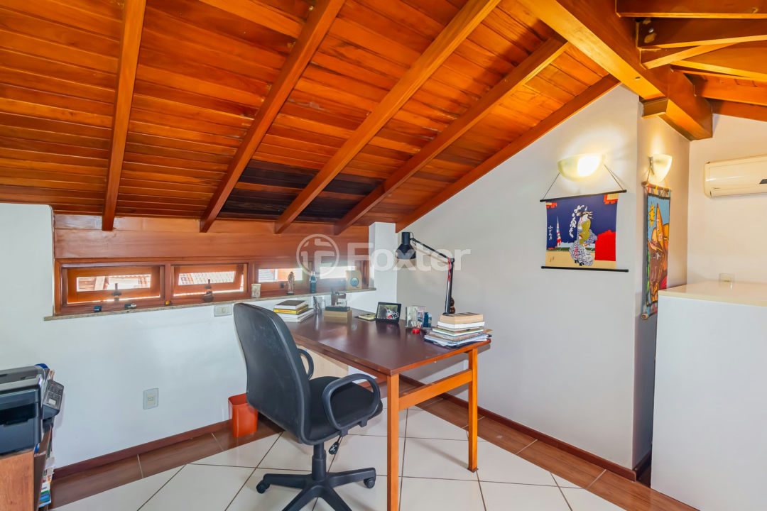 Casa de Condomínio à venda com 3 quartos, 260m² - Foto 47